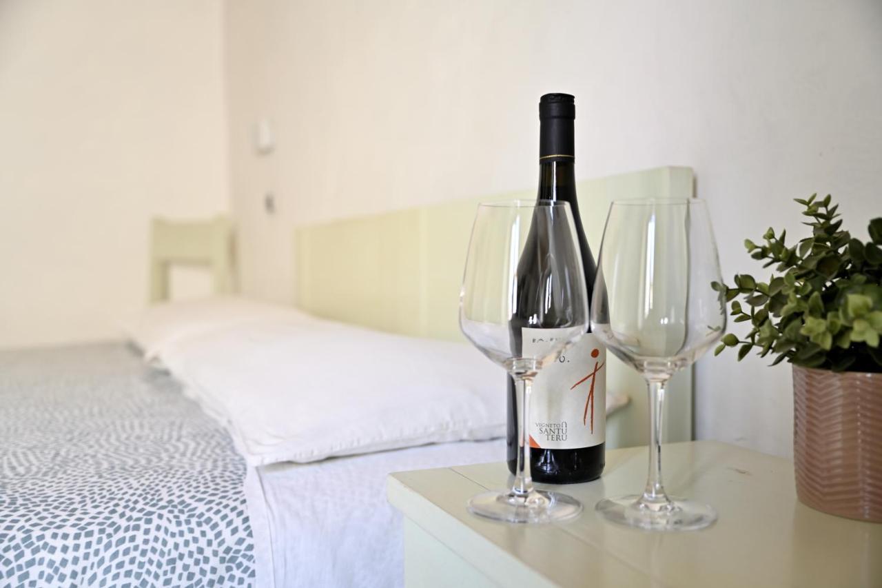 Al Vicoletto - Genuine Hospitality Bed and Breakfast Tortolì Εξωτερικό φωτογραφία