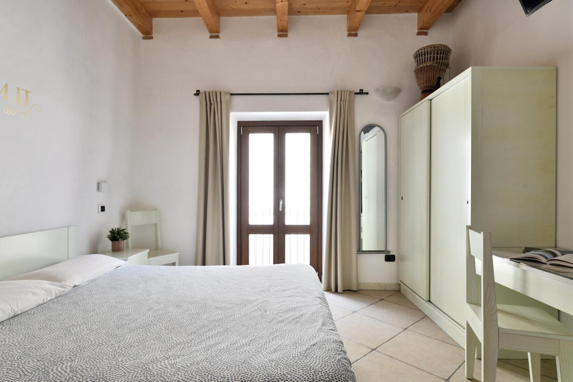 Al Vicoletto - Genuine Hospitality Bed and Breakfast Tortolì Εξωτερικό φωτογραφία